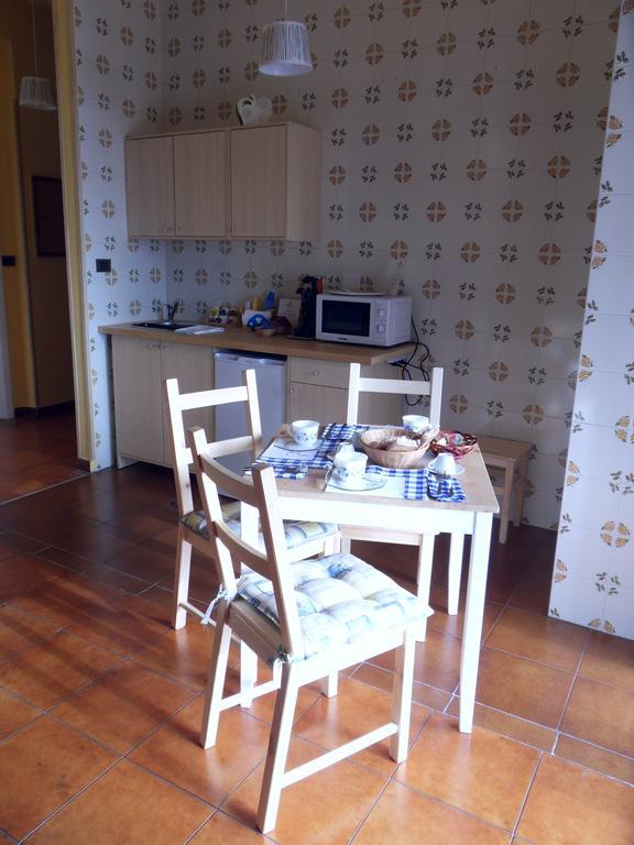 Leucosia Bed & Breakfast Salerno Pokój zdjęcie
